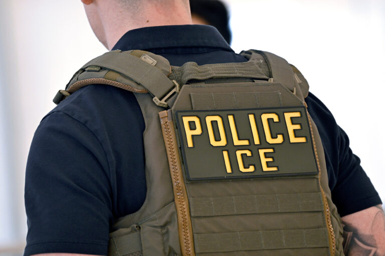NY: ICE Agents At LaGuardia Airport