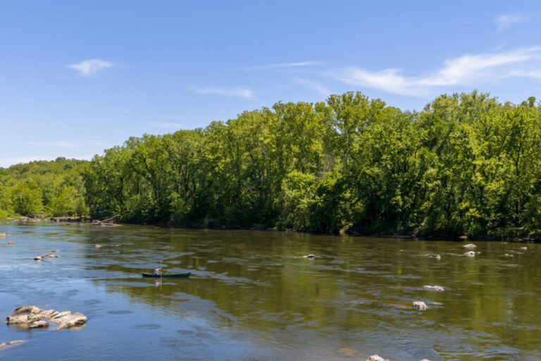 james_river_valley_link_transmission_crossing_seven_islands_fluvanna_county_5-1-26_credit_hugh_kenny_pec-6.jpg