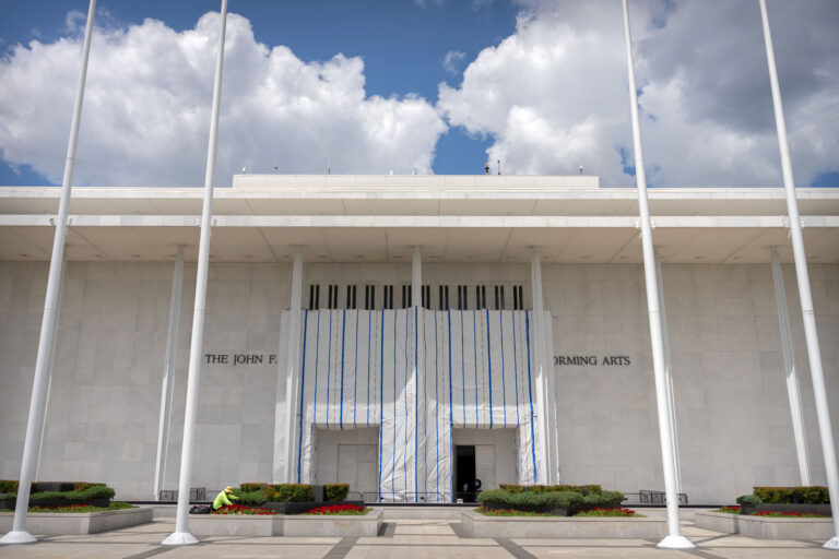 APTOPIX Kennedy Center