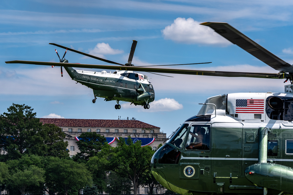 Marine One Close Call